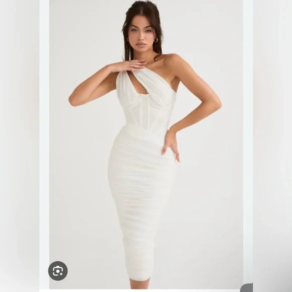 NWT House of CB “Valentina” White Ruched One Shoulder Dress Medium - Picture 4 of 6